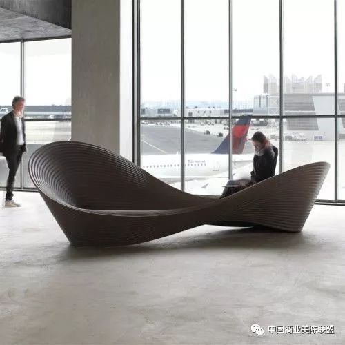 創意公共座椅設計 100款家具，點亮城市生活